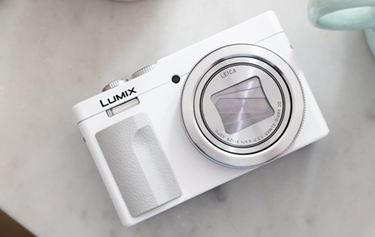Nueva compacta viajera LUMIX TZ99 en color blanco